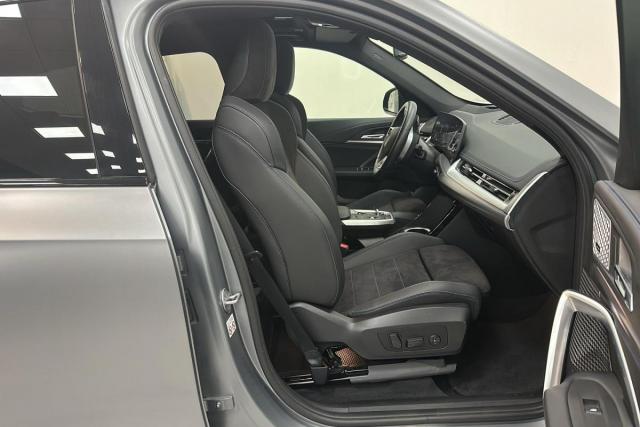 Bmw X1 image 9