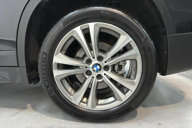 Bmw X1 image 6