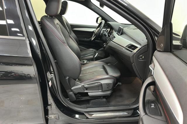 Bmw X1 image 2