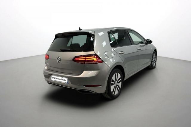 Volkswagen Golf image 3