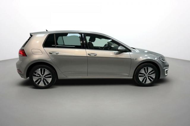 Volkswagen Golf image 5