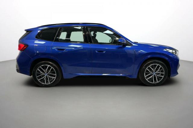 Bmw Ix1 image 2
