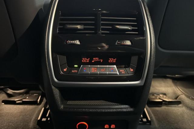 Bmw Xm image 7
