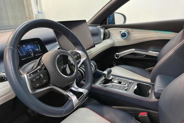 Byd Atto 3 image 9