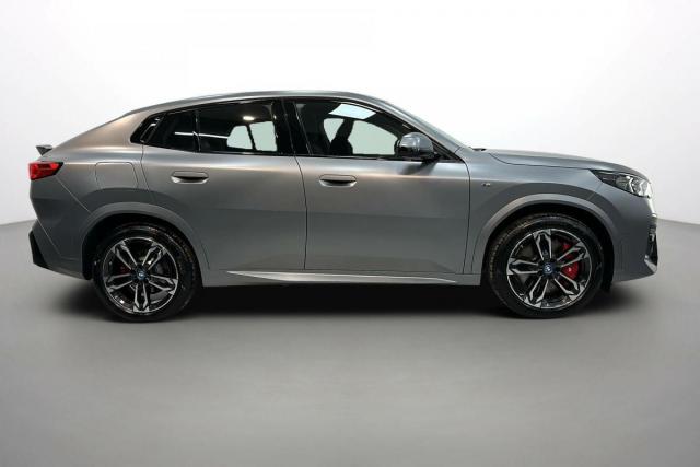 Bmw Ix2 image 9