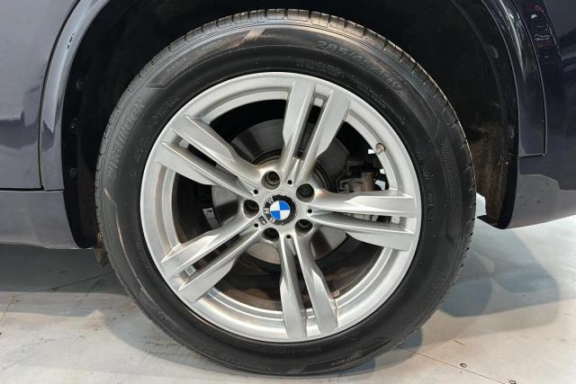 Bmw X5 image 2