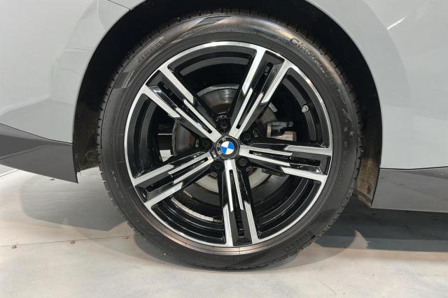 Bmw Serie 2 image 9