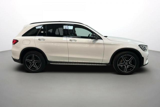Mercedes Benz Glc image 2