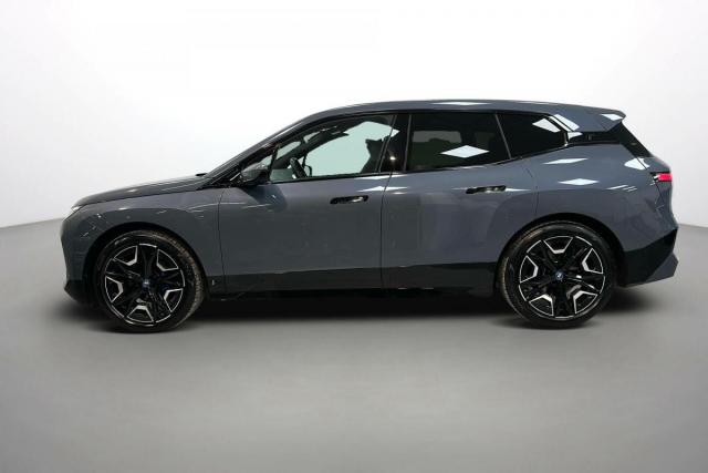 Bmw Ix image 3