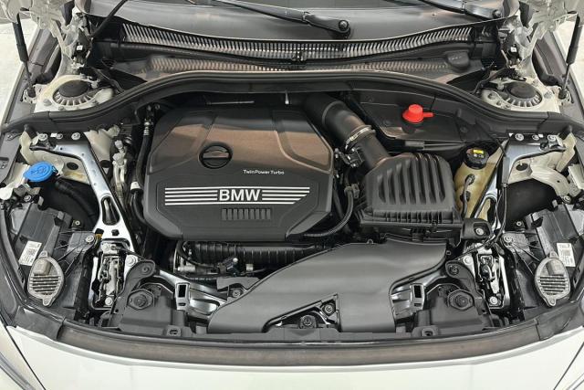 Bmw Série 1 image 2