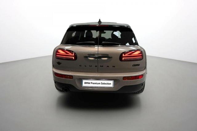 Mini Clubman image 1