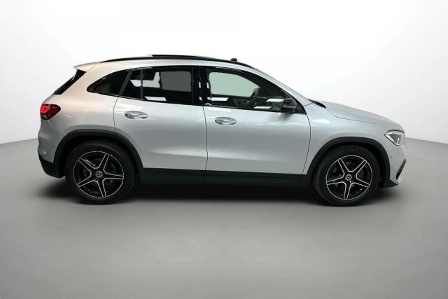 Mercedes Benz Gla image 9