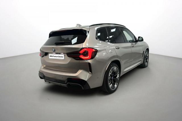 Bmw Ix3 image 6