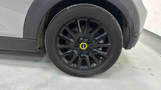 Mini 3 Portes image 6