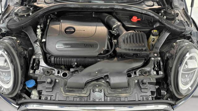 Mini Clubman image 6