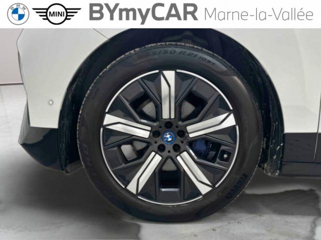 Bmw Ix image 7