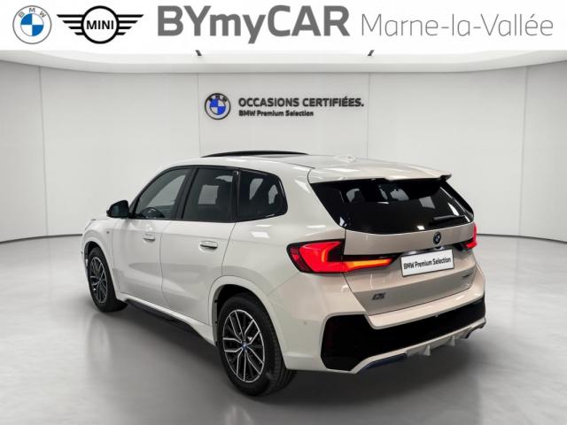 Bmw Ix1 image 5