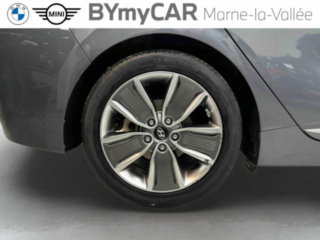 Hyundai Ioniq image 2