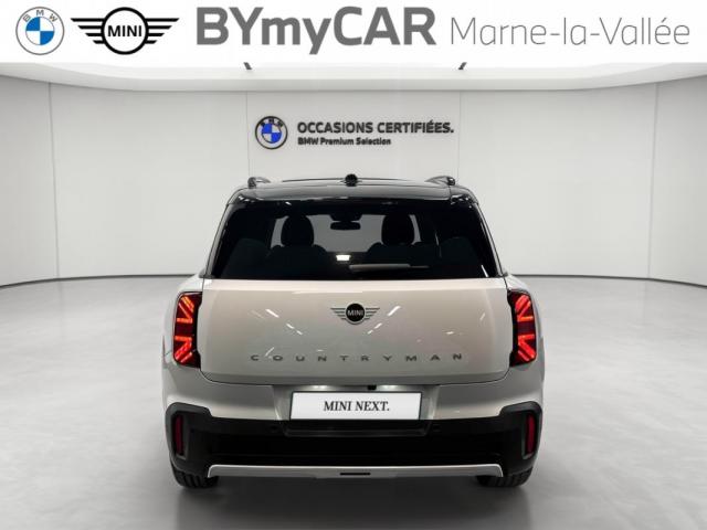 Mini Countryman image 8