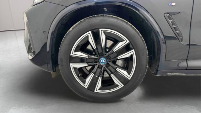 Bmw Ix3 image 8