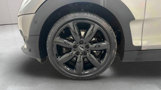 Mini Clubman image 7