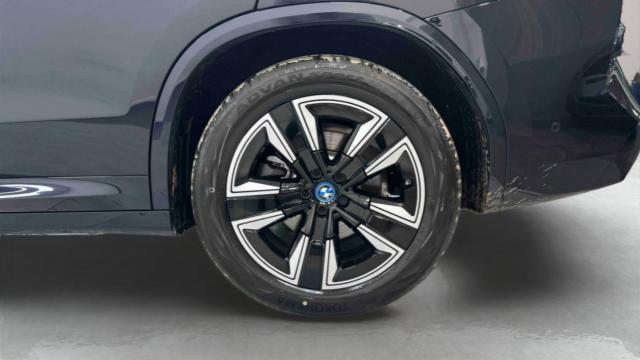 Bmw Ix3 image 5