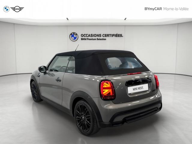 Mini Cabrio image 2
