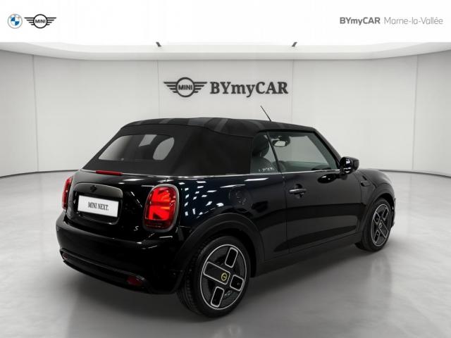 Mini Cabrio image 3