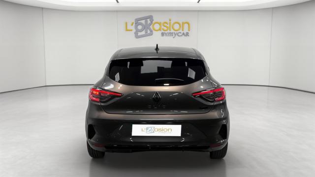 Renault Clio image 2