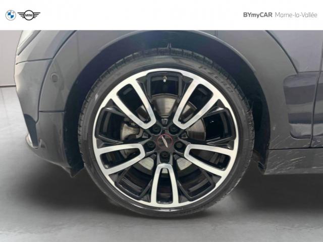 Mini Clubman image 6