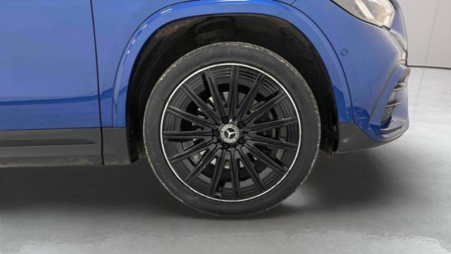 Mercedes Benz Gla image 2