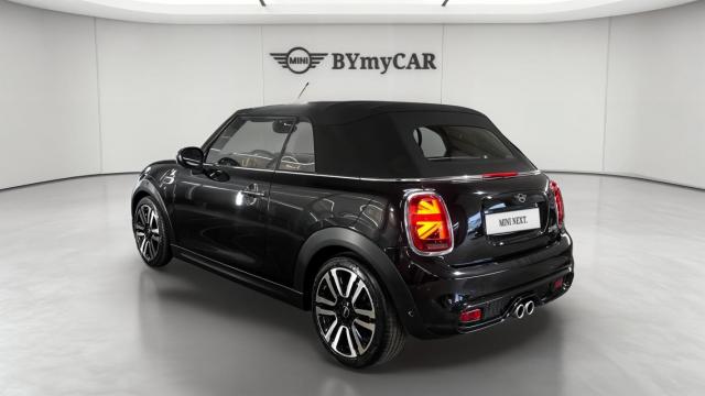 Mini Cabrio image 6