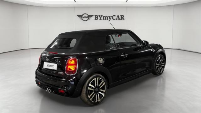 Mini Cabrio image 3