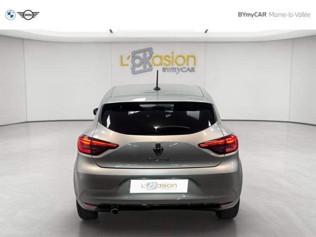 Renault Clio image 8