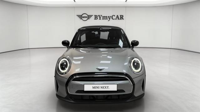 Mini Cabrio image 3