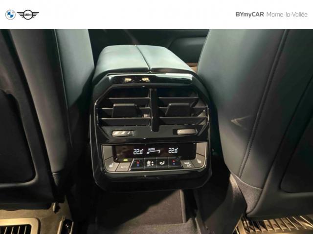 Bmw Ix image 6