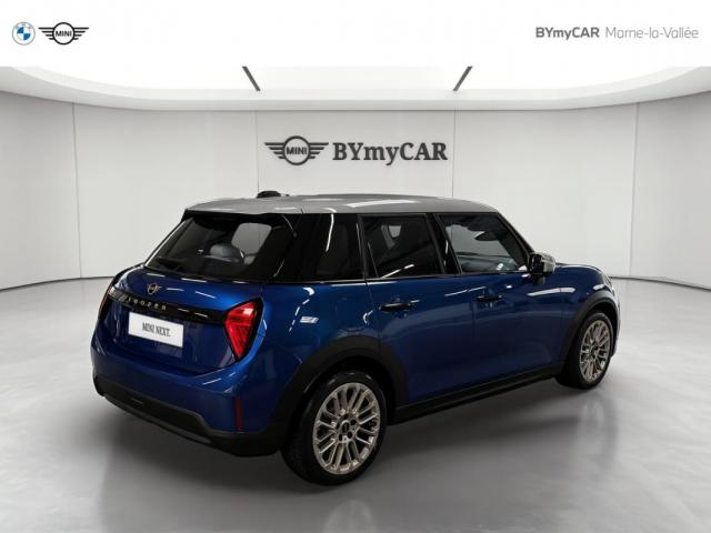 Mini Cooper image 2