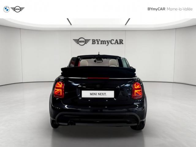Mini Cabrio image 2