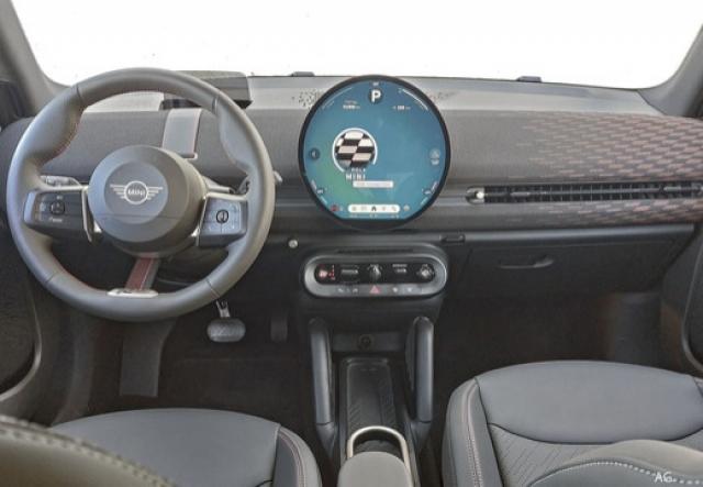 Mini Aceman image 6