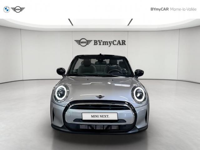 Mini Cabrio image 2
