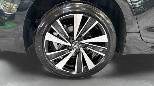 Toyota Corolla Touring Sports image 6