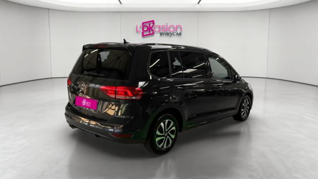 Volkswagen Touran image 2