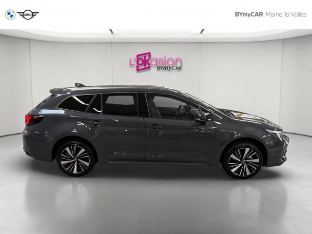 Toyota Corolla Touring Sports image 3