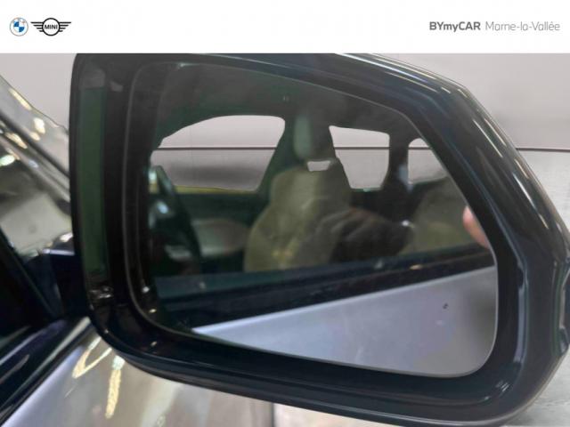 Bmw Ix1 image 9