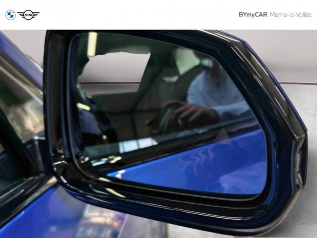 Bmw Ix1 image 2