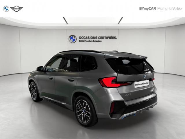 Bmw Ix1 image 7