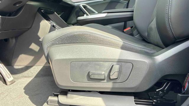 Bmw X1 image 2