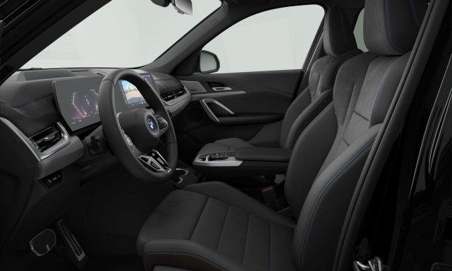 Bmw Ix1 image 9