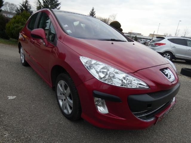 Peugeot 308 image 2