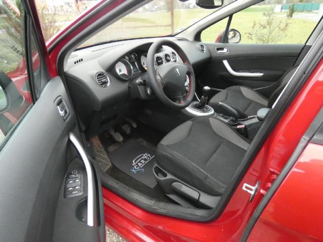 Peugeot 308 image 8